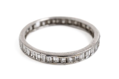 Lot 798 - A diamond eternity ring