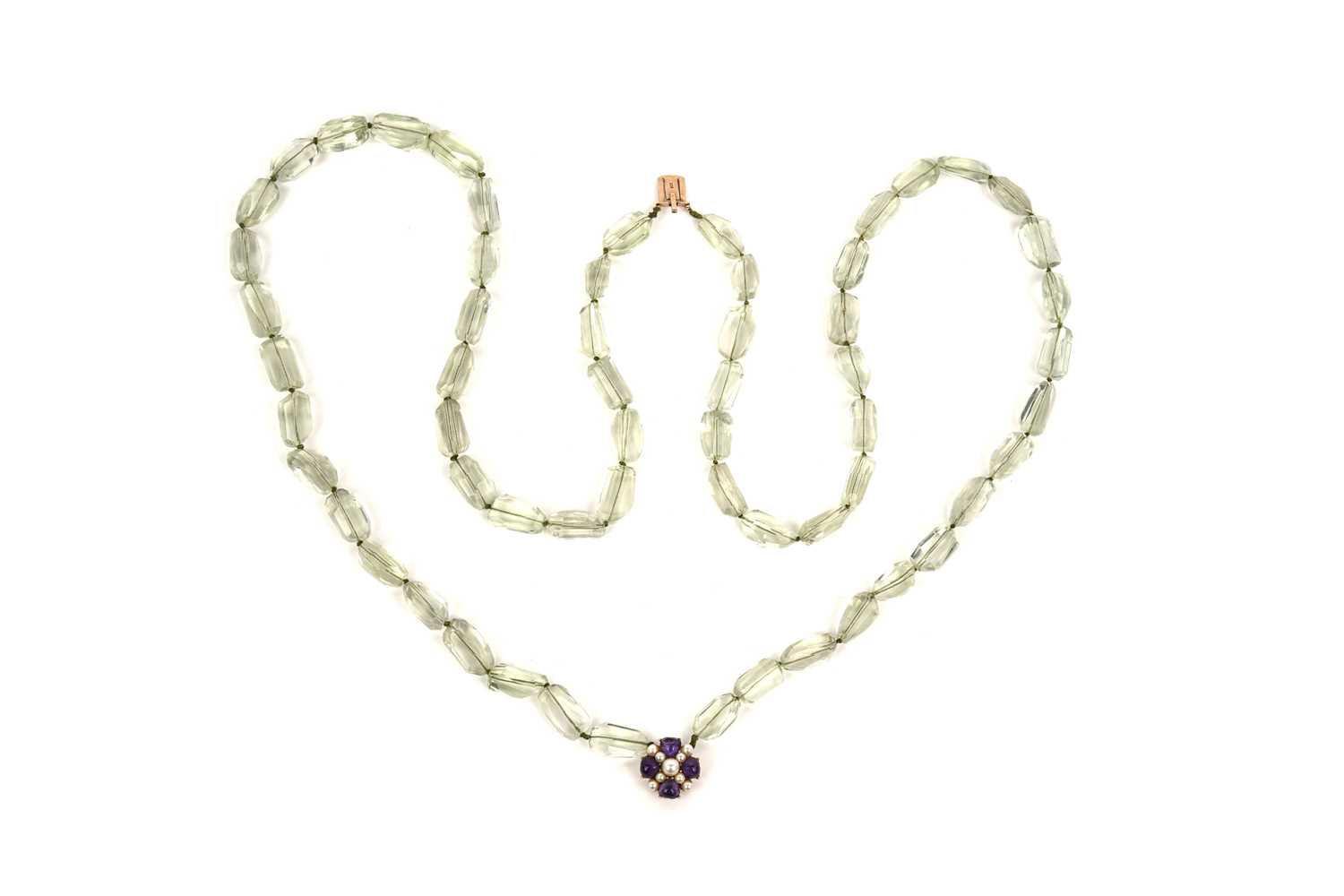 Lot 176 - An aquamarine necklace