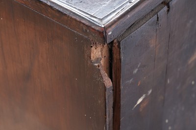 Lot 4 - A substantial 19th Century Continental rosewood serpentine fronted bureau