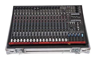 Lot 290 - A Mackie CFX20 mixer in flight case