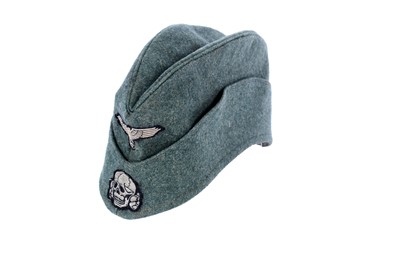 Lot 179 - A German Second World War Waffen SS side cap