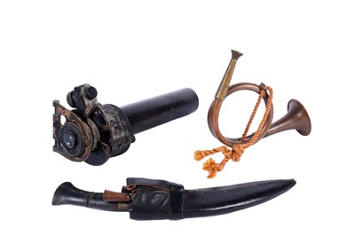 Lot 209 - A Canadian Kodak Co. gun sighting telescope; a kukri; and a horn