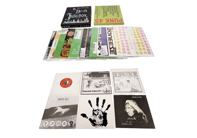 Lot 522 - Vinyl 7" singles and box sets - Punk