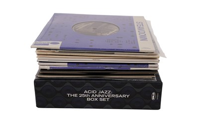 Lot 545 - A collectors' bundle of mixed modern Jazz and Blues 7" singles and box set