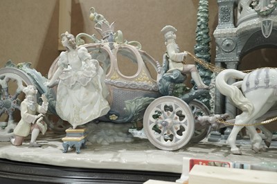 Lot 392 - Lladro 1785 ‘Cinderella’s Arrival’ limited edition figure group