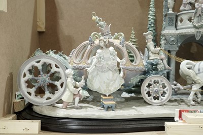 Lot 392 - Lladro 1785 ‘Cinderella’s Arrival’ limited edition figure group