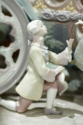 Lot 392 - Lladro 1785 ‘Cinderella’s Arrival’ limited edition figure group