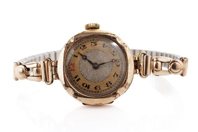 Lot 689 - A lady's 9ct gold cased manual wind cocktail wristwatch