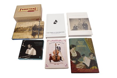 Lot 438 - A collectors' bundle of seven mixed CD booklets containing old recordings