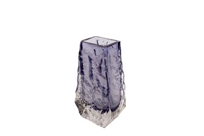 Lot 466 - A Geoffrey Baxter Whitefriars ‘Coffin Vase’ in lilac and clear glass