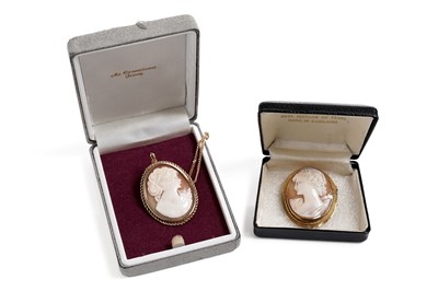 Lot 700 - A cameo brooch pendant necklace; and a cameo brooch