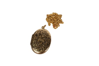 Lot 23 - A yellow gold locket pendant necklace