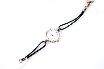 Lot 277 - An 18ct yellow gold cased lady's cocktail watch