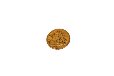 Lot 88 - A George V gold sovereign 1911