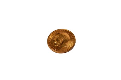 Lot 90 - A George V gold sovereign 1913