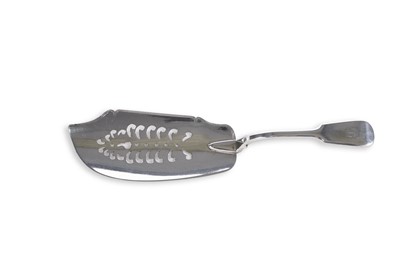 Lot 231 - A George III/IV Scottish provincial silver fish slice