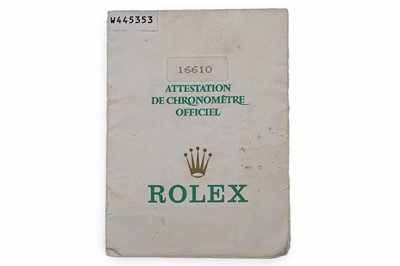 Lot 535 - Rolex Oyster Perpetual Date Submariner: a stainless steel cased automatic wristwatch