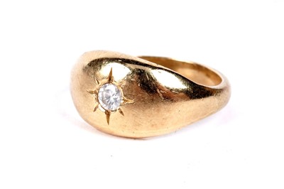 Lot 217 - A star set diamond ring