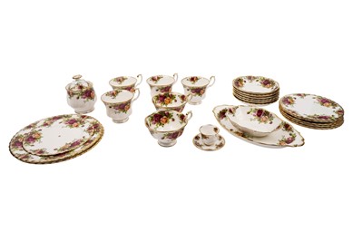 Lot 353 - A Royal Albert 'Old Country Roses' twenty-six piece part tea set