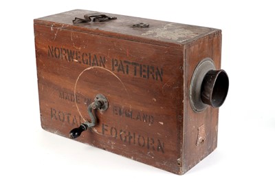 Lot 641 - A Norwegian pattern rotary foghorn