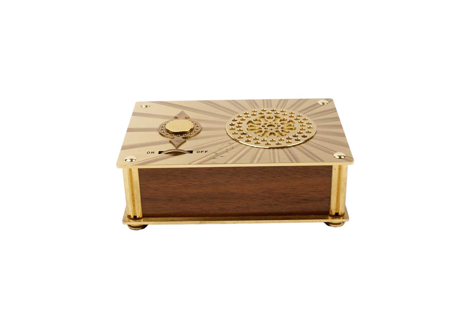 Lot 256 - A Swiss brass music box