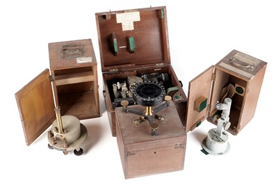 Lot 616 - A selection of various scientific instruments