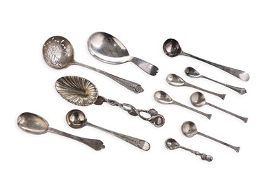 Lot 244 - A mixed lot of small silver spoons