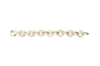 Lot 800 - Cartier: an 18ct yellow gold bracelet