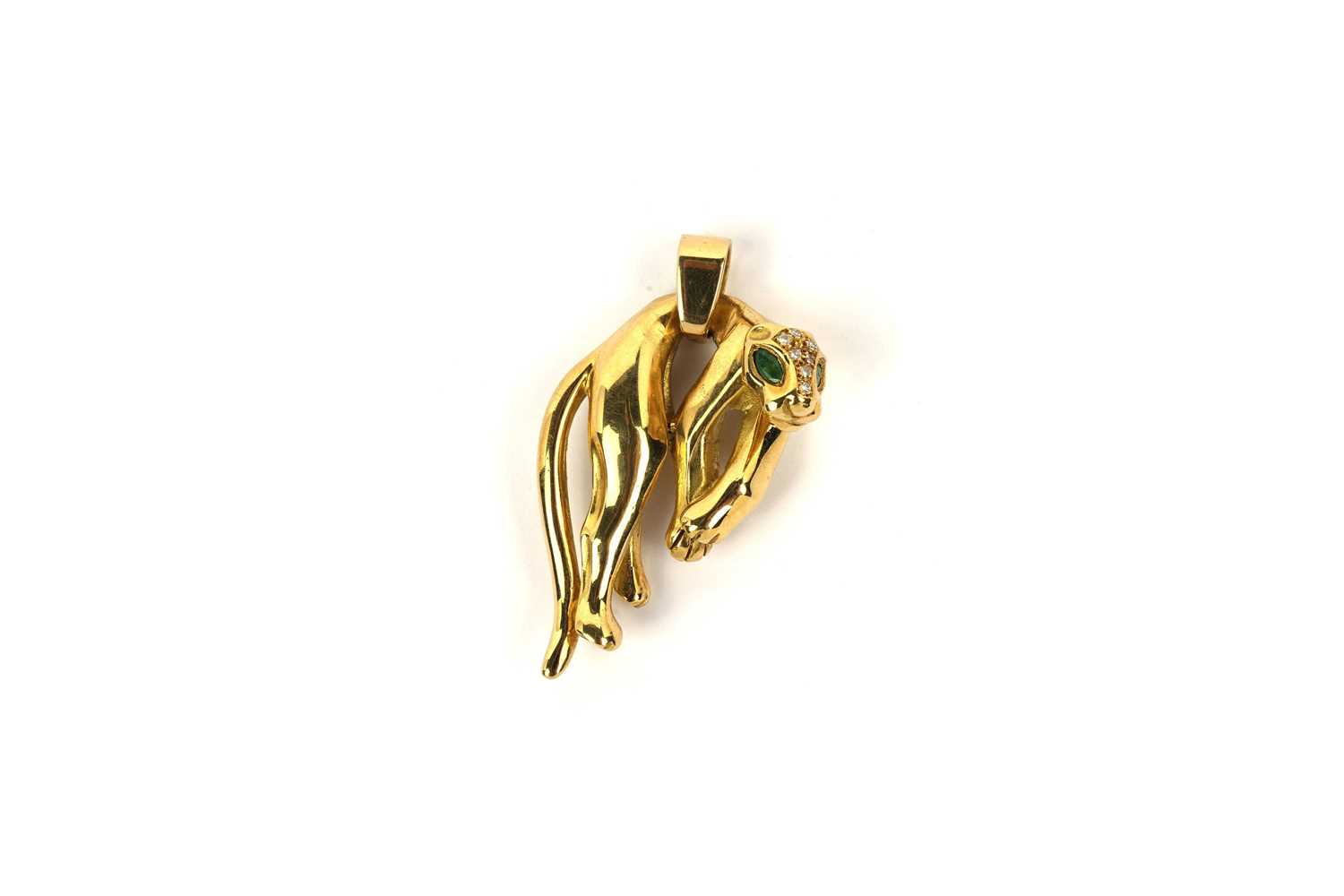 Lot 802 - A Cartier style 18ct yellow gold panther pendant