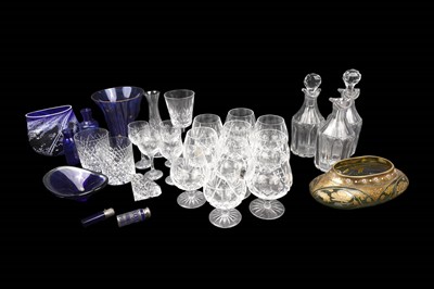 Lot 468 - A collection of Victorian and later glassware