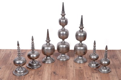 Lot 198 - Seven graduated contemporary silvered cast metal finials