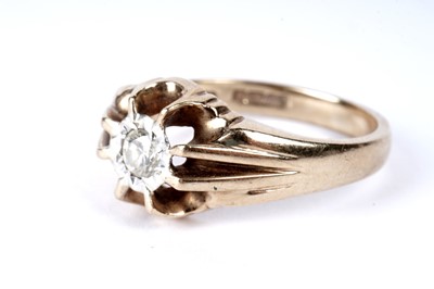 Lot 345 - A diamond single stone ring