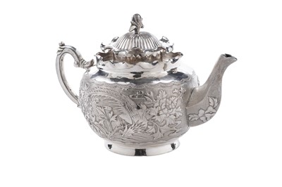 Lot 44 - A late 19th/early 20th century Chinese silver teapot