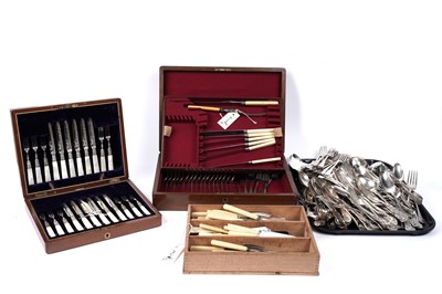 Lot 499 - A collection of silver plated cutlery