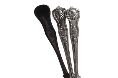 Lot 214 - Three sets of silver teaspoons including: six Scottish silver teaspoons, Queen's pattern