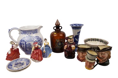 Lot 326 - A collection of ceramics by makers including Spode, Royal Doulton, and others