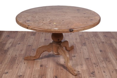 Lot 83 - A vintage pine table; and four beech chairs