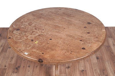 Lot 83 - A vintage pine table; and four beech chairs