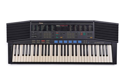 Lot 344 - ﻿A Yamaha PSR-47 electric keyboard