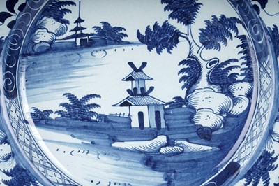 Lot 1004 - A Dutch Delft charger