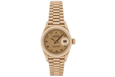 Lot 536 - Rolex Oyster Perpetual Datejust: a 18ct yellow gold cased lady's automatic wristwatch