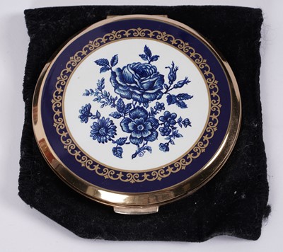 Lot 213 - Vintage powder compacts; and a pair of opera glasses by Iris of Paris