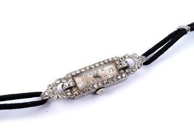 Lot 591 - An Art Deco diamond cocktail watch