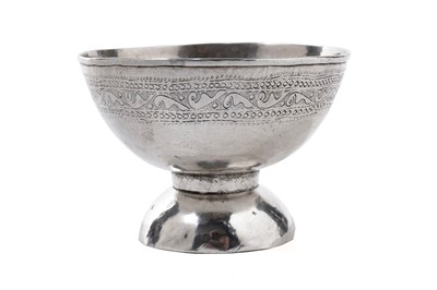 Lot 989 - A hand-made silver Persian bowl