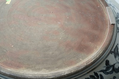 Lot 331 - A large modern Chinese charger
