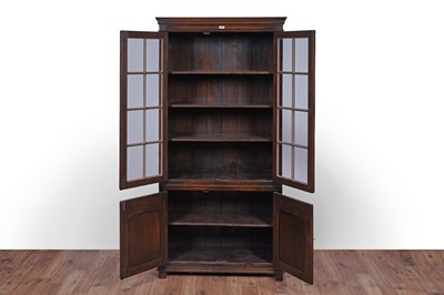 Lot 118 - Titchmarsh and Goodwin: a Georgian style oak bookcase