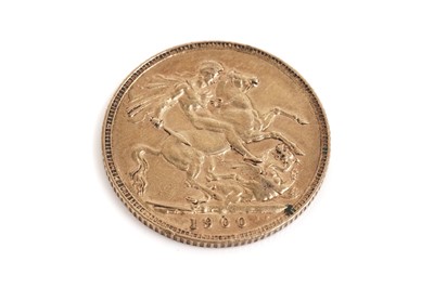 Lot 781 - A late Victorian gold sovereign 1900