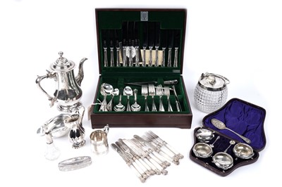 Lot 507 - ﻿A selection of 20th Century silver plated ware