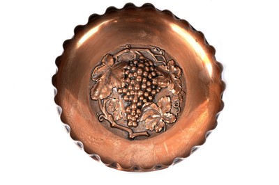 Lot 308 - A selection of early 20th Century copper