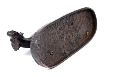 Lot 316 - A late 19th Century bronze study of a pointer